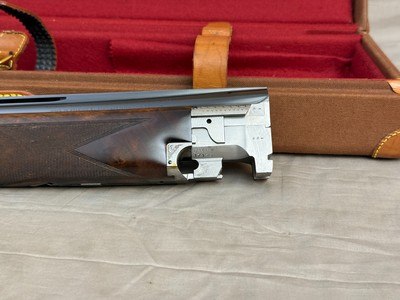 Excellent 1984 Belgian Browning Superposed B4 Grade Signed by E. Vos 12ga 27.5