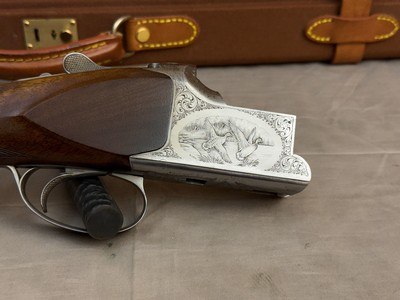 Excellent 1984 Belgian Browning Superposed B4 Grade Signed by E. Vos 12ga 27.5
