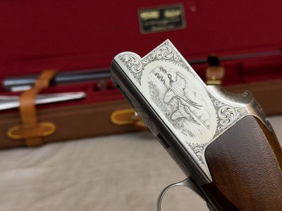 Excellent 1984 Belgian Browning Superposed B4 Grade Signed by E. Vos 12ga 27.5