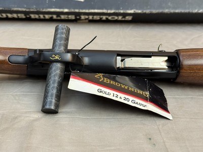 LNIB 2001 Browning Gold 20ga 28