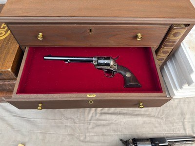 Exceptional Colt Bicentennial Pistol Set Python 357 Mag + Single Action Army 45 Colt + Third Model Dragoon 44cal - Image 17 of 18