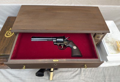 Exceptional Colt Bicentennial Pistol Set Python 357 Mag + Single Action Army 45 Colt + Third Model Dragoon 44cal - Image 16 of 18