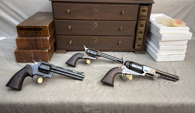 Exceptional Colt Bicentennial Pistol Set Python 357 Mag + Single Action Army 45 Colt + Third Model Dragoon 44cal - Image 6 of 18