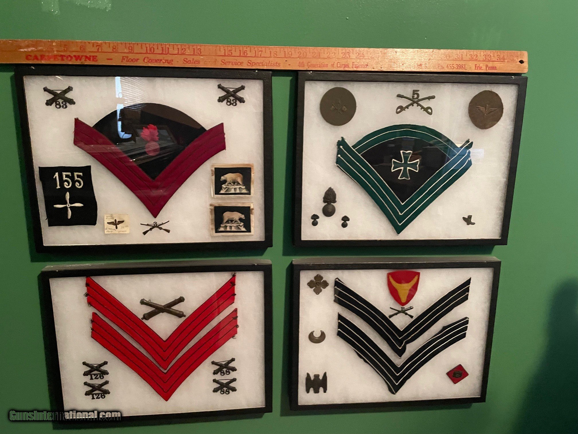 US MILITARY COLLECTIBLES