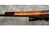 Weatherby, Mark 5, Deluxe in .378 Weatherby Magnum - 12 of 13