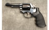 SMITH & WESSON. MODEL 10-7. .38 SPECIAL - 2 of 2