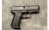 H&K P2000, .40 S&W - 1 of 2