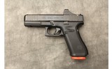 GLOCK, 22, GEN 5. .40 S&W. WITH HOLOSUN SCS MOS-GR. - 2 of 2