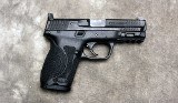 Smith & Wesson ~ M&P9 M2.0 ~ 9mm Luger - 1 of 2