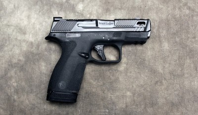 Smith & Wesson ~ M&P Shield X ~ 9mm Luger