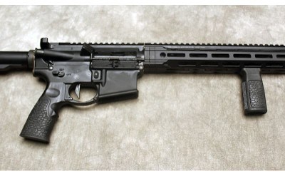 Daniel Defense ~ DDM4 ~ 5.56 NATO - Image 3 of 10