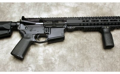 CMMG ~ MK4 ~ 5.56 NATO - Image 3 of 10