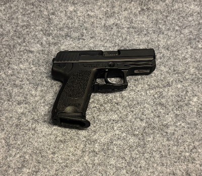 HK ~ USP Compact ~ .40 S&W