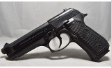 Beretta ~ Model 96D ~ .40 S&W - 2 of 3