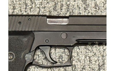 Sig Sauer ~ P220 ~ .45 Auto - Image 3 of 3