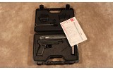 Springfield Armory~XD-40 Tactical~.40 S&W - 4 of 4
