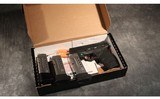 Smith & Wesson~9 Shield M2.0~9 mm Luger - 3 of 3