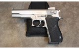 Smith & Wesson~4506 - 2 of 4