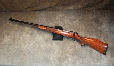 Weatherby~Mark V~Left hand