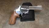 Smith & Wesson~629-6 Classic - 1 of 4
