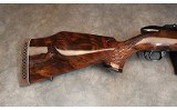 Weatherby~Mark V Ultramark~.340 Weatherby Magnum - 5 of 9