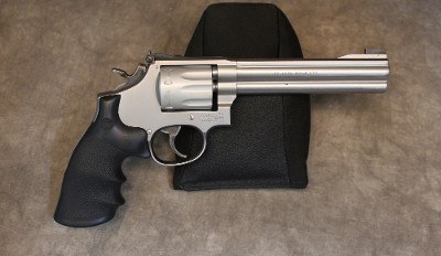 Smith & Wesson~617-2~.22 Long Rifle - Image 1 of 6