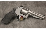 Smith & Wesson ~ 686-6 Performance Center ~ .357 Magnum - 1 of 3