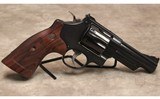 Smith & Wesson ~ Model 29 Classic ~ .44 Remington Magnum