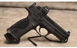 Smith & Wesson ~ M&P 40 Pro Series ~ .40 S&W - 1 of 4