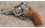 Smith & Wesson ~ 627-5 ~ .357 Magnum - 2 of 2