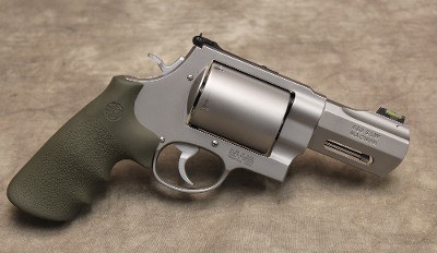 Smith & Wesson ~ 460 Performance Center ~ .460 S&W Magnum