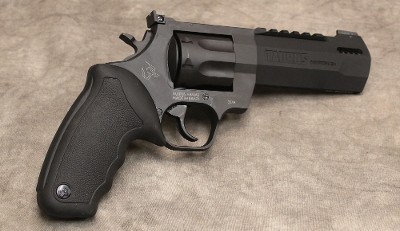 Taurus ~ Raging Hunter ~ .357 Magnum