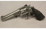 Smith & Wesson ~ Model 617-6 ~ .22 Long Rifle - 2 of 3