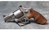 Smith & Wesson ~ M627 ~ .357Mag - 2 of 3