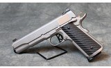 Dan Wesson ~ Valor ~ .45acp - 2 of 3
