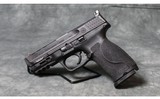 Smith & Wesson ~ M&P9 2.0 ~ 9mm - 2 of 3