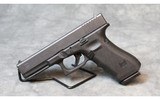 Glock ~ G22 ~ 40 s&W - 2 of 3