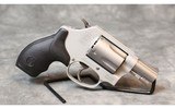 Smith & Wesson ~ 673-2 ~ 38spl - 1 of 3