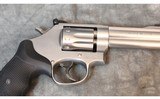 Smith & Wesson ~ 617-6 ~ 22 LR - 6 of 6