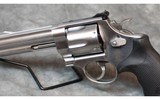 Smith & Wesson ~ 629-6 ~ 44 Rem Mag - 2 of 6