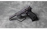 Walther ~ P1 ~ 9mm - 1 of 4