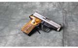 Sig Sauer ~ P229 ~ 40 S&W - 3 of 4