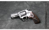 Smith & Wesson ~ 60-15 ~ 357 Mag - 1 of 4
