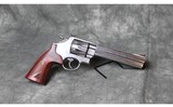 Smith & Wesson ~ 629-6 ~ 44 Mag - 3 of 4