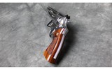 Smith and Wesson ~ Model 629 ~ .44 Magnum - 3 of 4