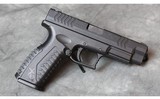 Springfield Armory ~ XDM-40 ~ .40 S&W - 3 of 5