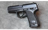 H&K ~ Model USP 40 ~ .40 S&W - 2 of 5