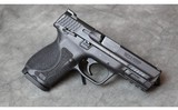 Smith and Wesson ~ M & P M2.0 ~ 9mm - 3 of 5