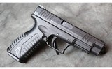 Springfield Armory ~ XDM ~ .40 S&W - 2 of 4