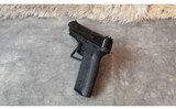 Smith Wesson ~ M&P 57 ~ 5.7x28mm - 3 of 4